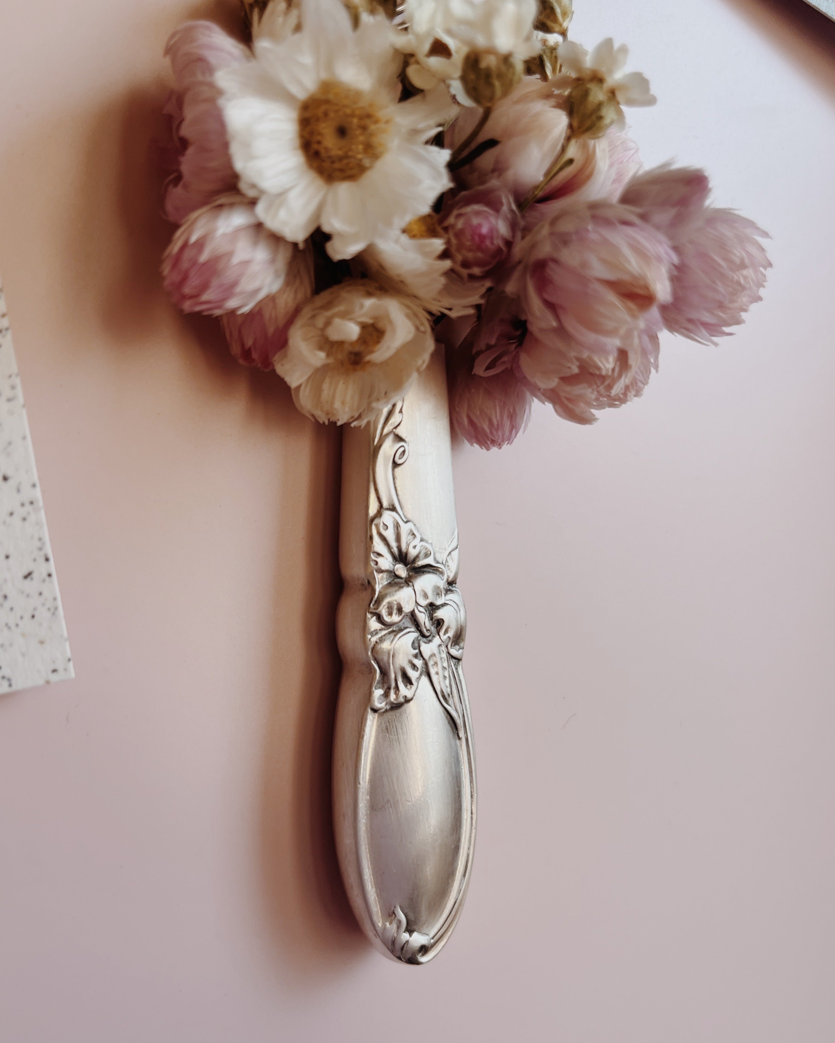 Lynne - Repurposed Floral Cutlery Magnetic Photo Holder 9